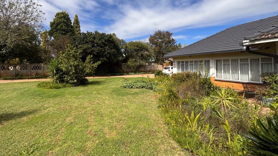 4 Bedroom Property for Sale in Flamwood North West